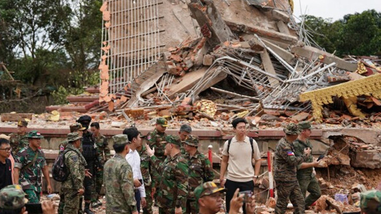Tayland ve Kamboçya arasında çatışma Hava bombardımanı başladı: Ağır silahlı birlikler harekete geçti