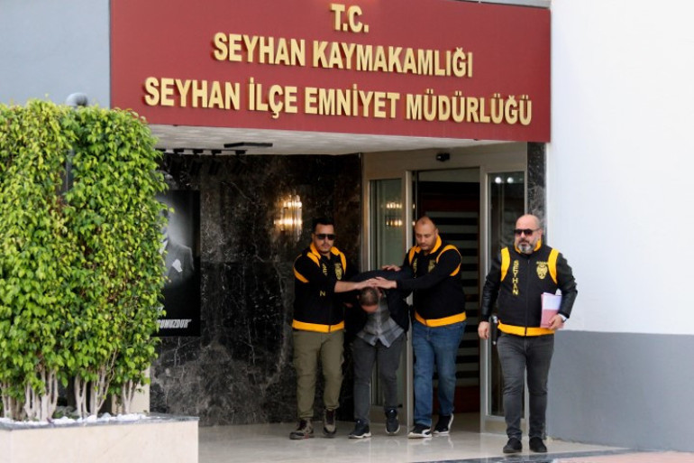 Evinin bahçesinde gömülü el bombası bulunan kişi tutuklandı