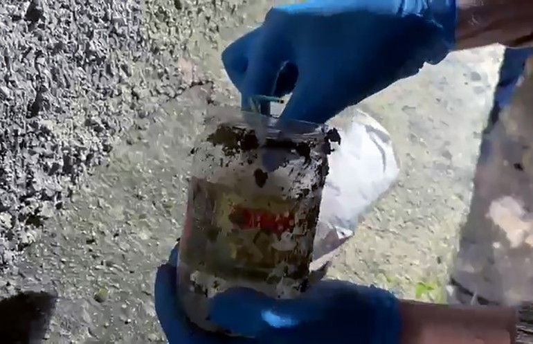 Evinin bahçesinde gömülü el bombası bulunan kişi tutuklandı