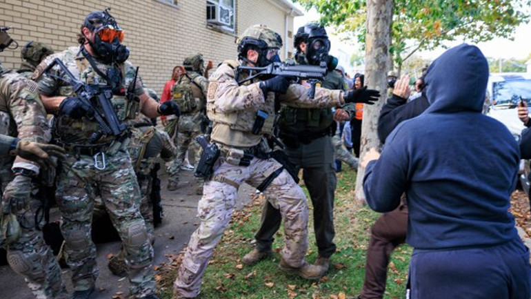 ABDde göçmen avının bilançosu: 9 ayda 75 bin kişi gözaltına alındı