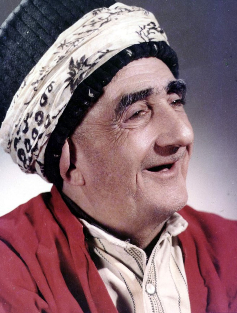 Derya Baykal: Dümbüllü’nün Kavuğu erkek değildir