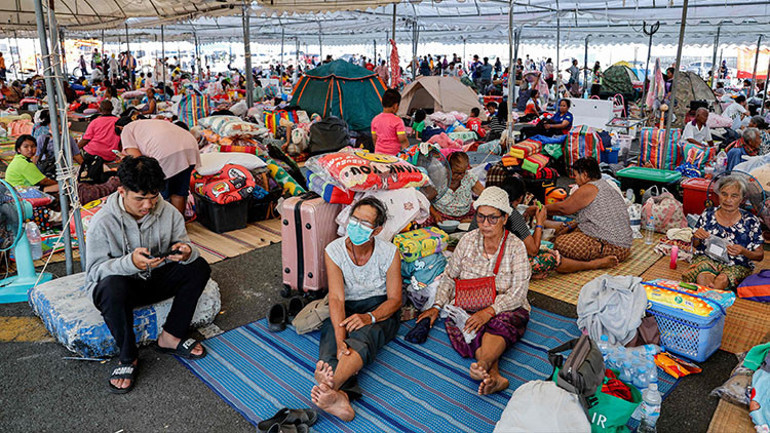  Can kaybı artıyor... Binlerce kişi sığınaklara kaçtı
