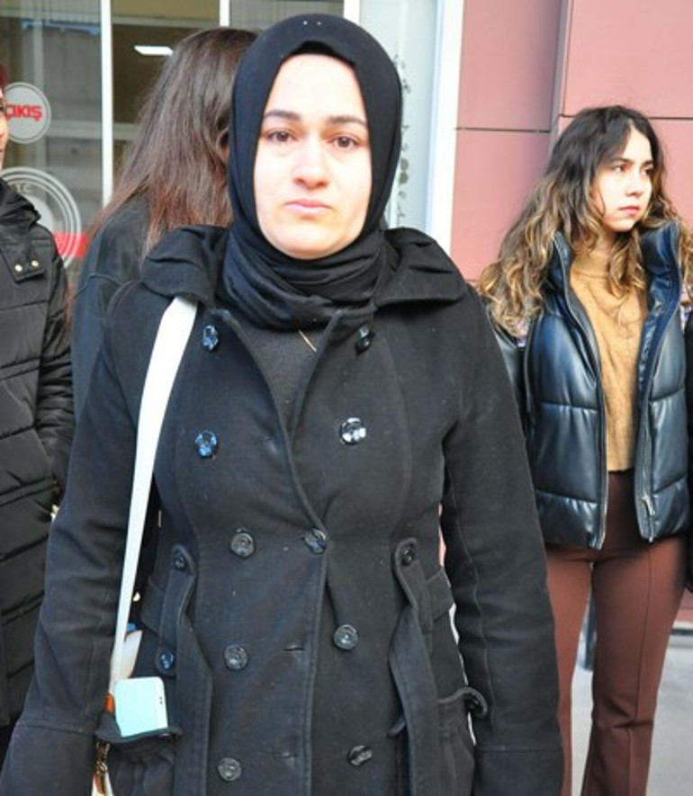  Öldüğümü zannederek beni bıraktı