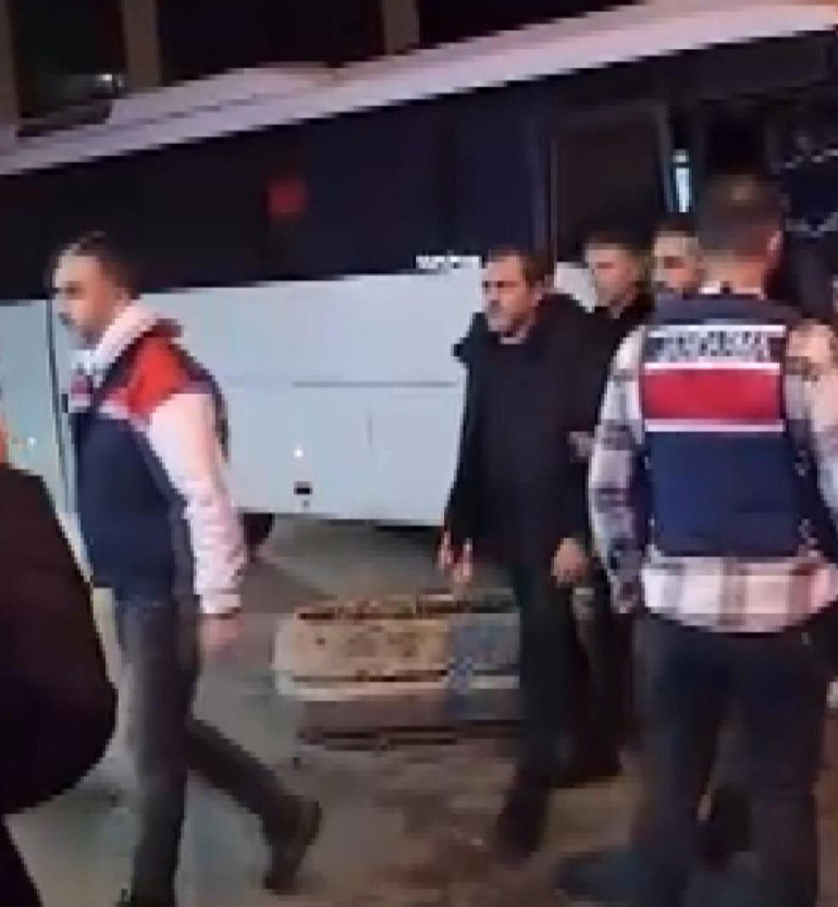 Gözaltı işlemi sırasında görüntü