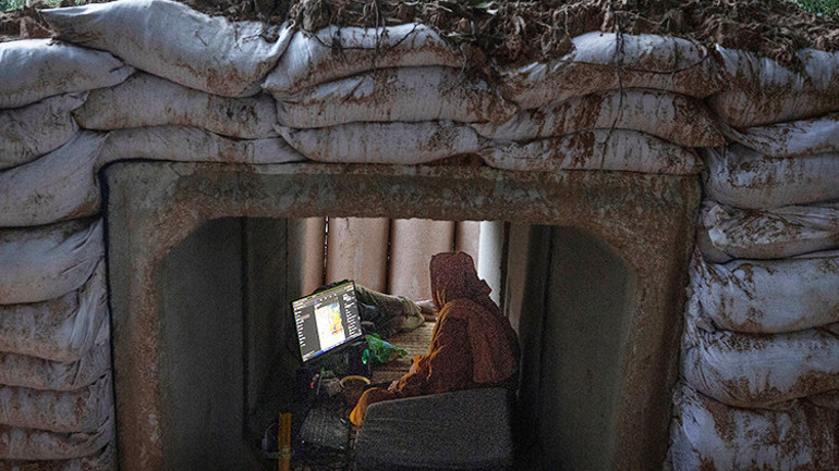 Tayland ve Kamboçya arasında çatışmalar yayılıyor: 500 bin kişi evlerini terk etti