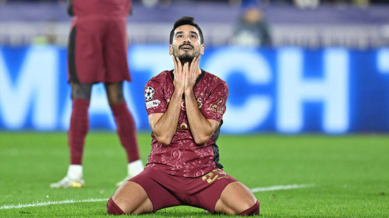 Monaco - Galatasaray maçından bir pozisyon