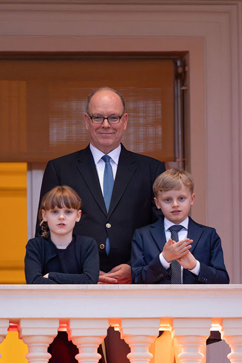 Bir ülkenin geleceğini kurtardılar... Bu yaşta çekmedikleri çile kalmamıştı... Boynu bükük kardeşlerin mutlu günü