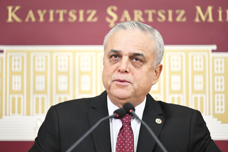 Tragedya hümanizma helenizma... Hiçbirinden çakmayan bir yörük