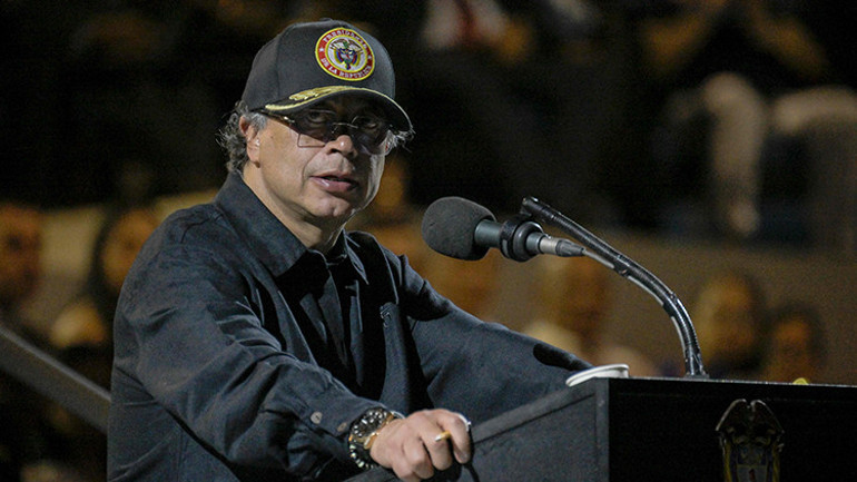 Kolombiya lideri Petrodan Trumpın tehditlerine yanıt: Tamamen yanlış bilgilere sahip