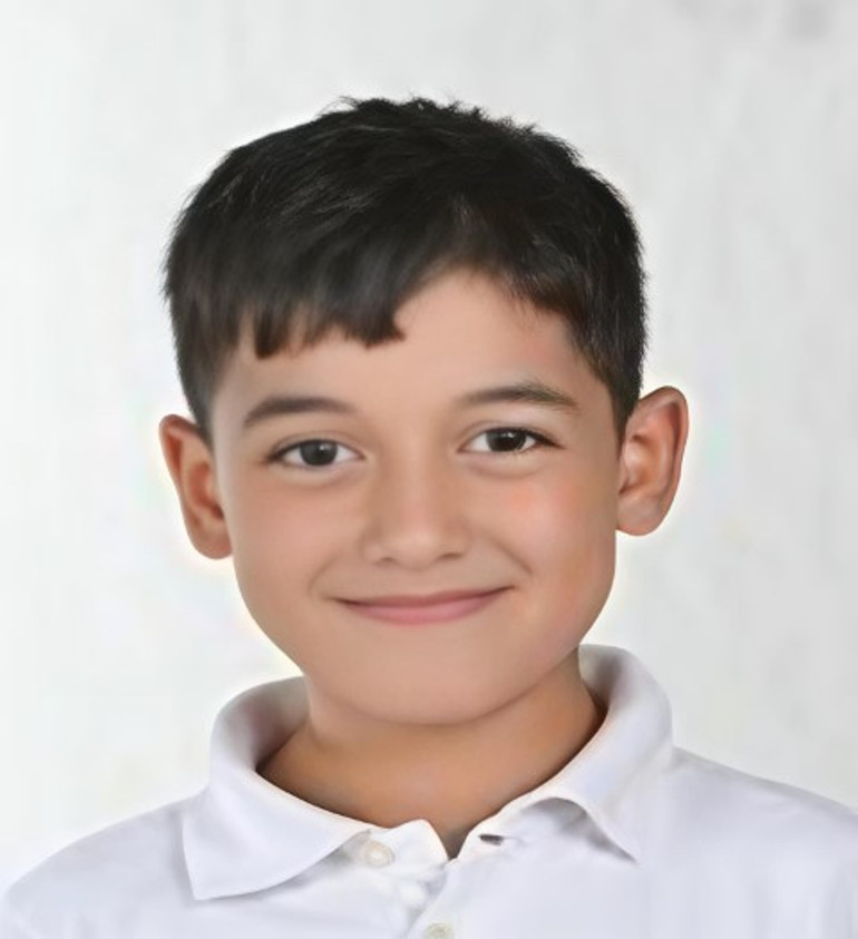  Arkadaşları tabutu başında dua etti