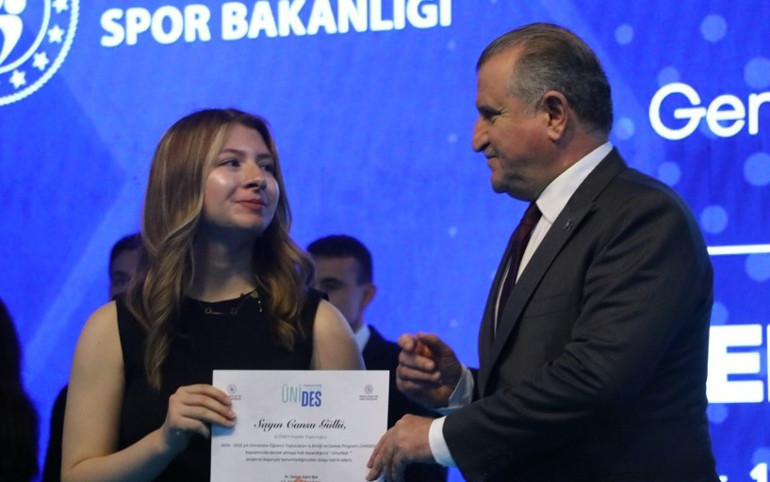 Bakan Bak: Türkiye Yüzyılı, gençlerin, bilimin, ülkemizin yüzyılı olacak