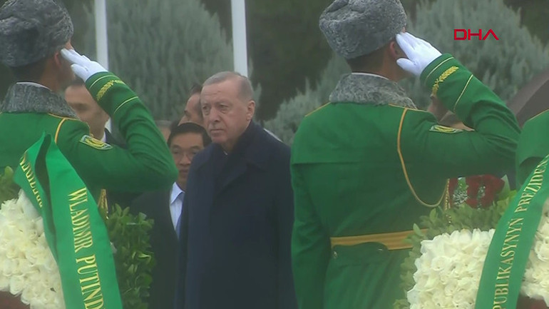 Son dakika... Cumhurbaşkanı Erdoğan Türkmenistanda