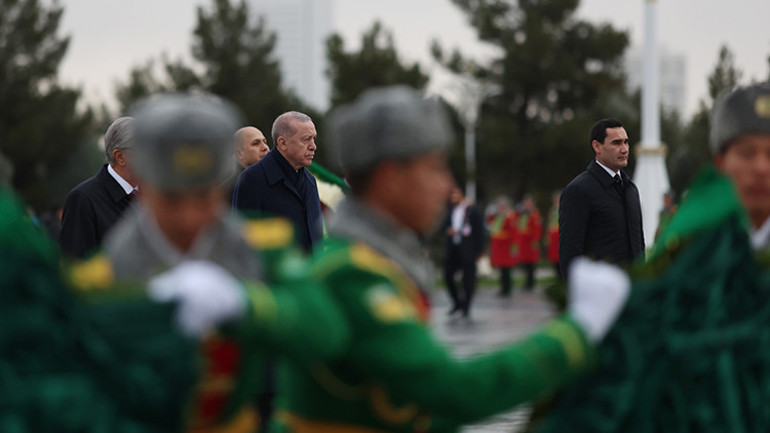 Son dakika... Cumhurbaşkanı Erdoğan Türkmenistanda