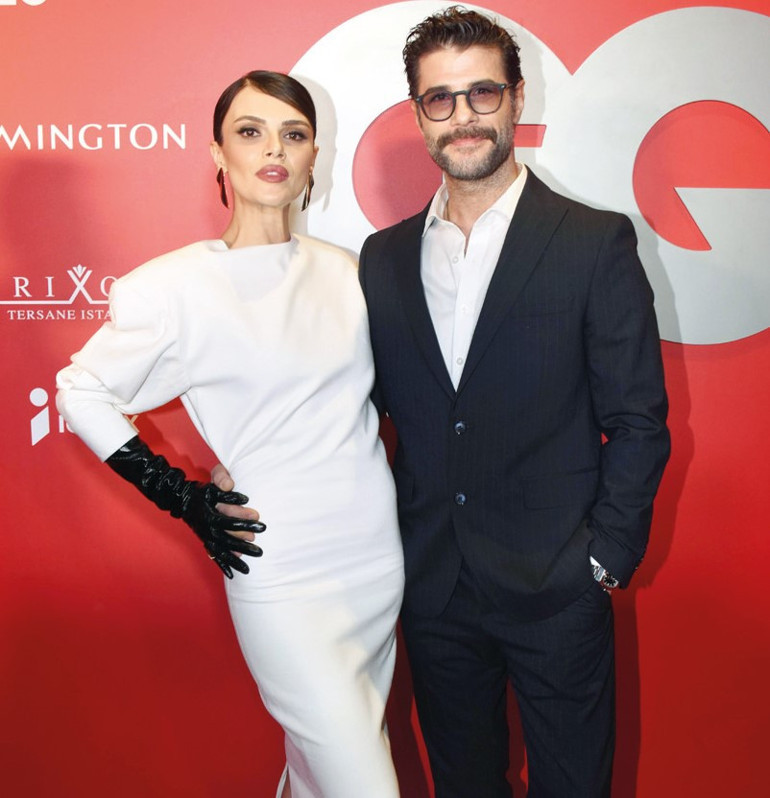 Ödül gecesinde ünlüler geçidi