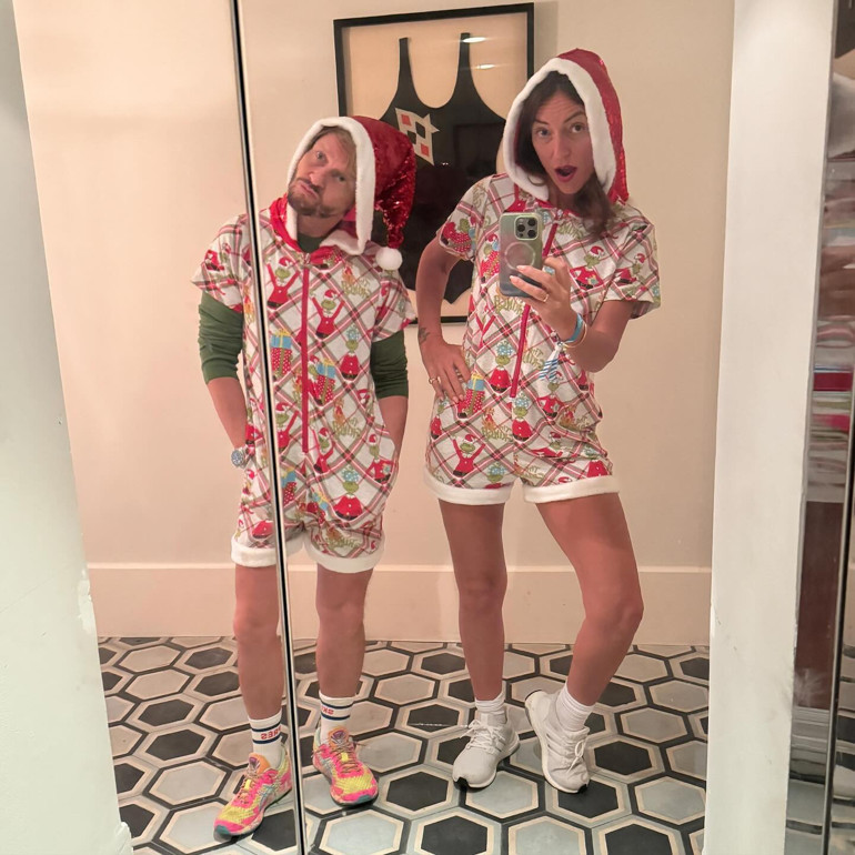 Önce beyin tümörünü sonra da meme kanserini yenmişti… Ünlü sunucu Hayat kısa dedi... Kuaförüyle gizlice evlendi