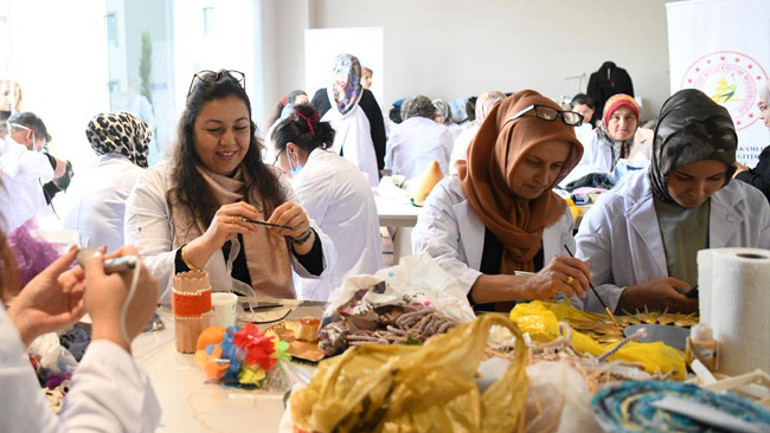 Sıfır atık projesi kapsamında atıktan sanata