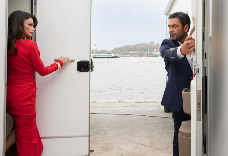 Ozan Akbaba ve Sinem Ünsal İstanbulun yeni yüzü oldu