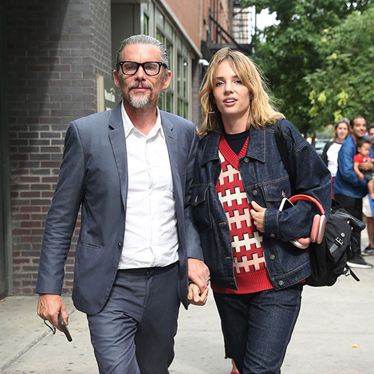 İlk göz ağrısı evladı da kendi gibi ünlü bir oyuncu oldu… ‘Onun zor geçen çocukluğu için hala pişmanlık duyuyorum’