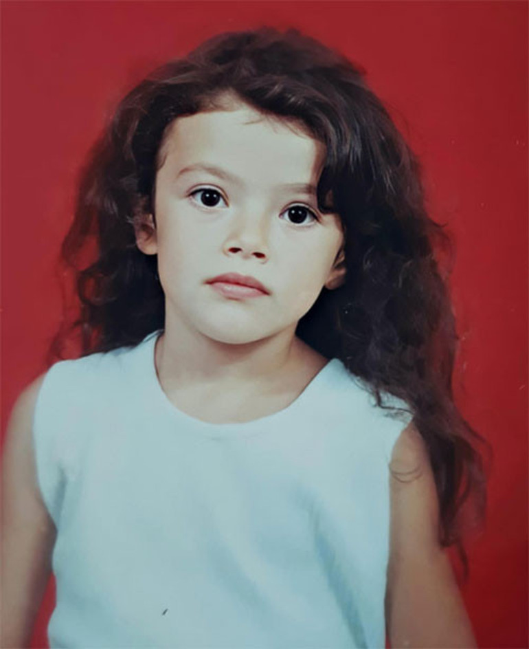 Bu çocuklar çoktan büyüdü... Şimdi aşk öyküleriyle milyonları ekrana kilitliyor