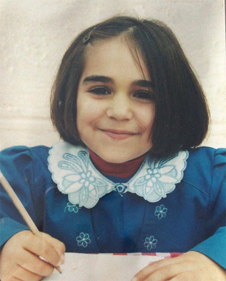 Bu çocuklar çoktan büyüdü... Şimdi aşk öyküleriyle milyonları ekrana kilitliyor