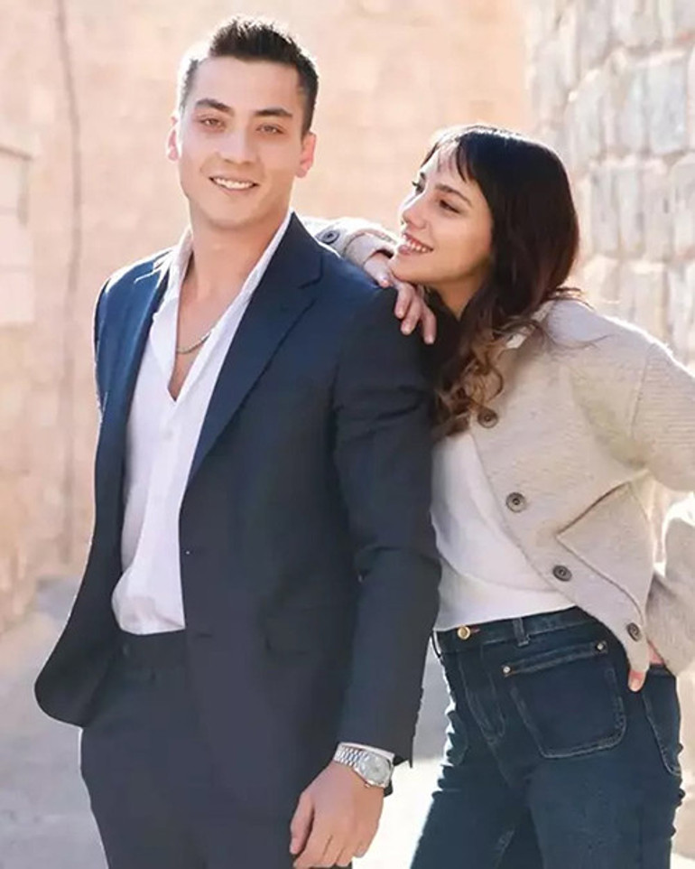 Bu çocuklar çoktan büyüdü... Şimdi aşk öyküleriyle milyonları ekrana kilitliyor