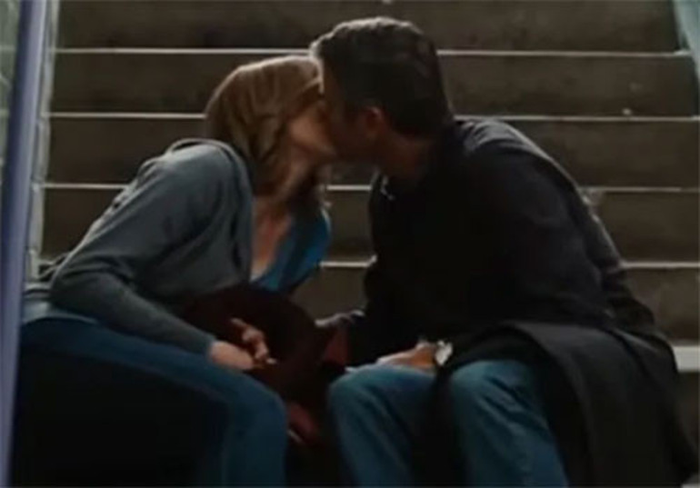 Gençliğim bitti, artık yakışıklı delikanlı değilim... Bundan böyle kimse öpüştüğümü görmeyecek