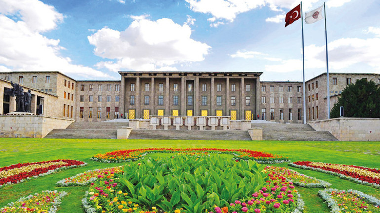 TBMM’deki taciz iddiaları... Peki meclis yetkilileri ne diyor