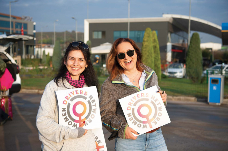 Trafikte daha çok kadın