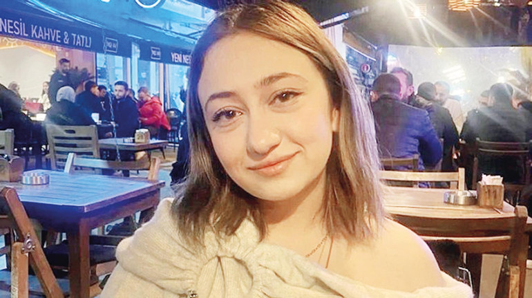 Cevap bekleyen Güllü soruları