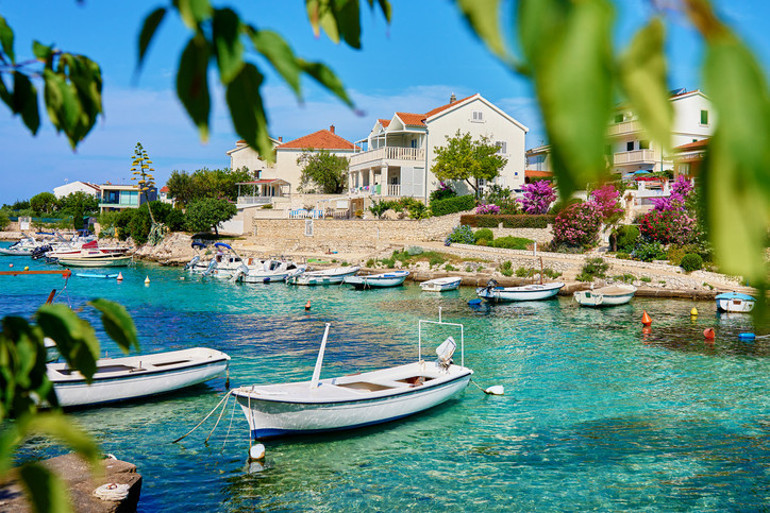 Niko’suz döndüğüm Simi Adası