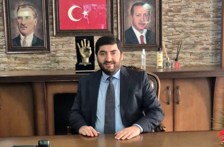 AK Parti Etimesgut İlçe Başkanlığında görev değişimi