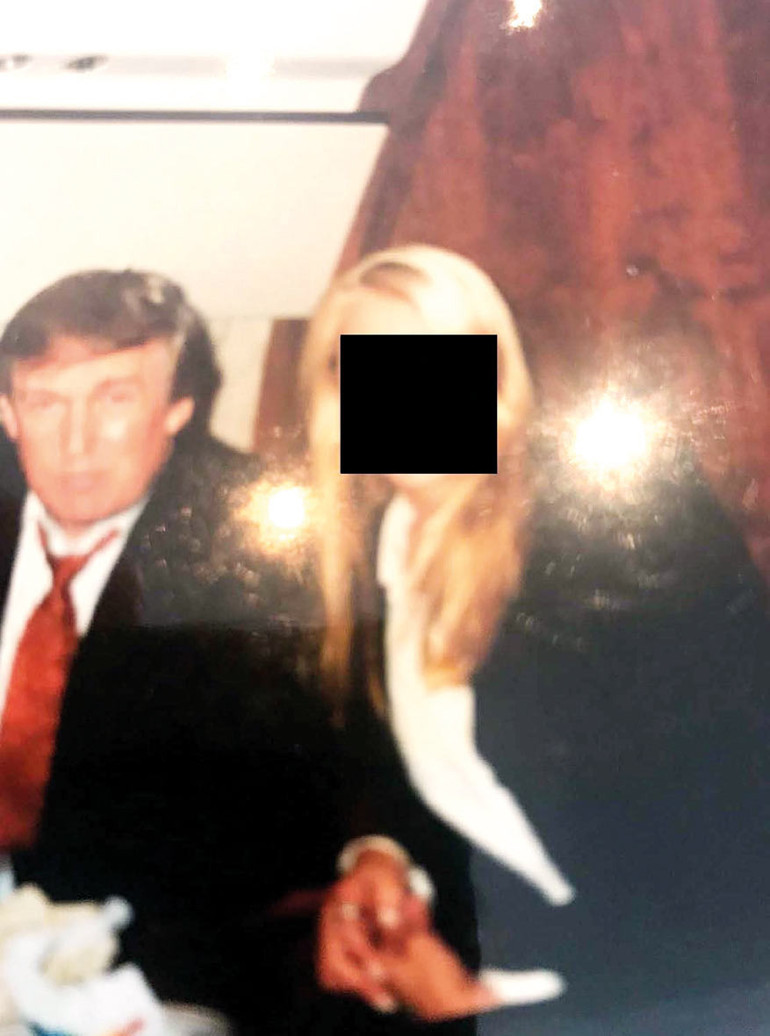 Clinton Gates ve diğerleri de var... Epstein dosyasında üç Trump fotoğrafı
