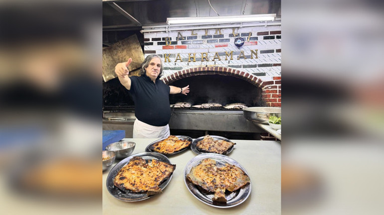 Meşhur Balıkçı Kahraman’dan lezzet tüyoları: Kalkan assolist lüfer paşadır