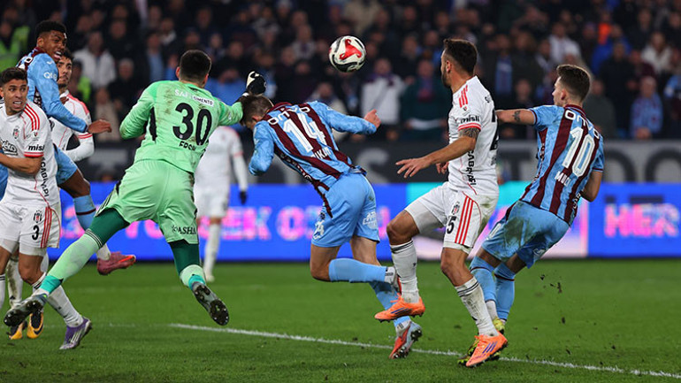  Salah oynuyor, Rafa Silva istemiyor