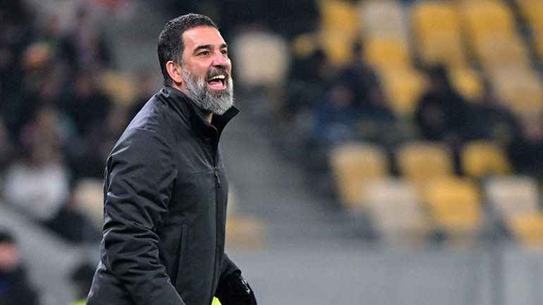 Shakhtar Donetsk farklı galibiyetle zirve takibini sürdürdü