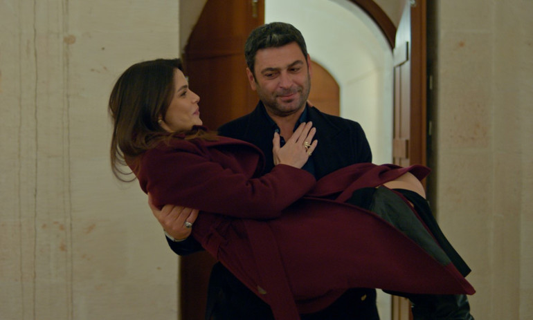 Cihan ve Alya aşka teslim oldu