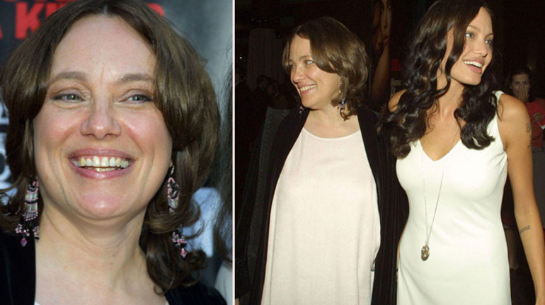 Kansere yakalanmamak için iki memesini de aldırmıştı... Yara izlerini ilk kez kapak pozunda gösterdi