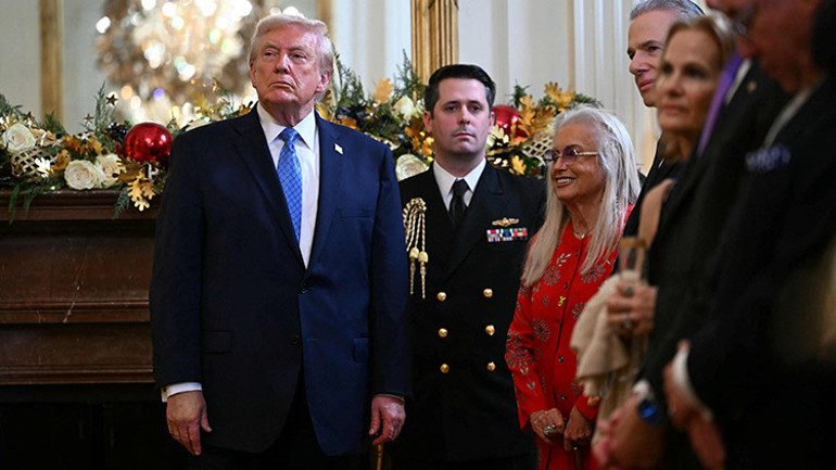 Venezuela rejiminin Yabancı Terör Örgütü olarak tanımlandığını duyurdu Trump: Tam abluka emri veriyorum