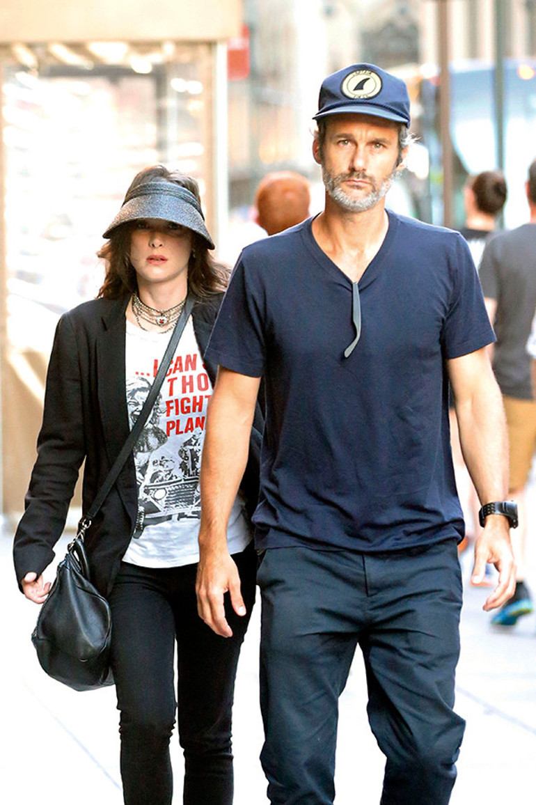 Kalbi 14 yıldır bu aşk için çarpıyor ama nikah masasına oturmuyor… ‘Boşanacağıma hiç evlenmem daha iyi’