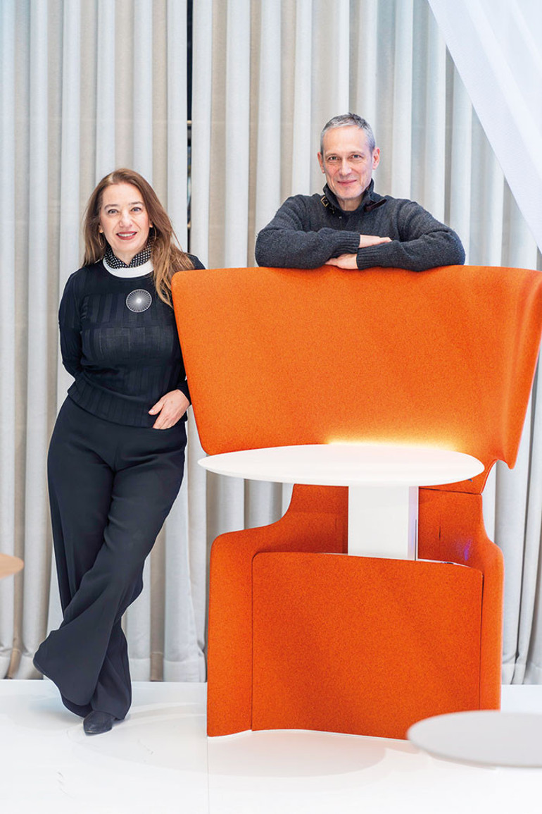 Ofis bir koltuğa sığar mı