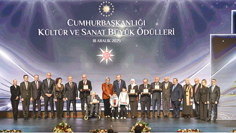 Erdoğan: Sanat ayrıştırmaz birleştirir