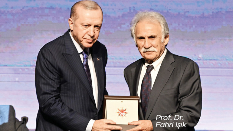 Erdoğan: Sanat ayrıştırmaz birleştirir