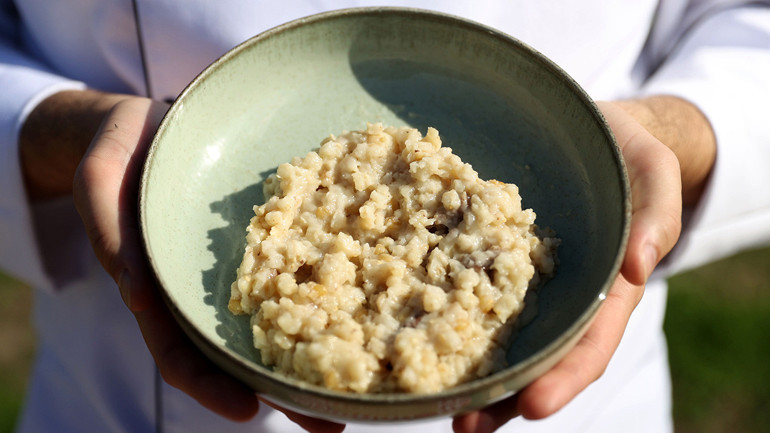 Üniversite öğrencisi Trakyanın unutulan lezzetlerini kayıt altına alıyor