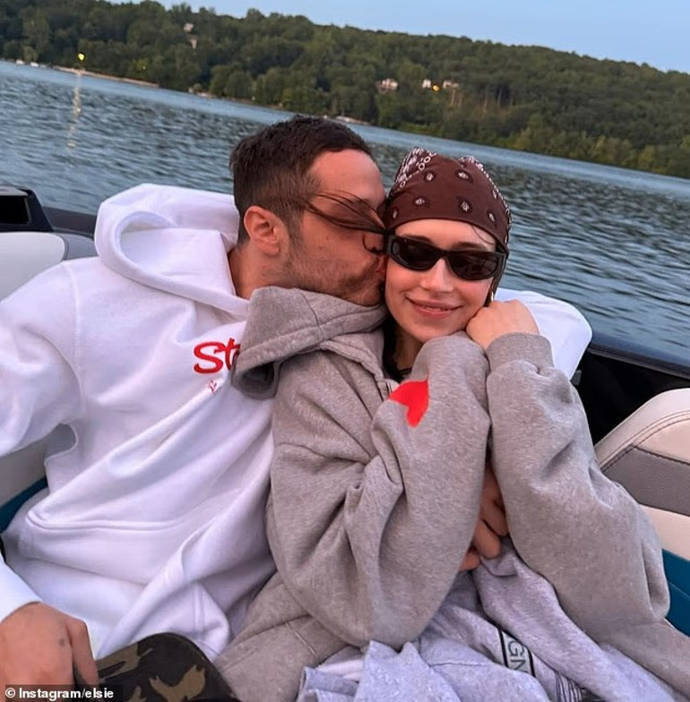 Ünlü oyuncu bebeğini kucağına aldı… Ona kahramanca ölen babasının adını vermiş…