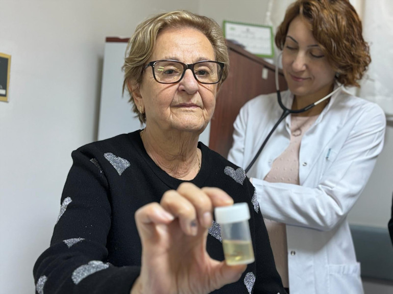 Antalyada ilginç olay Hapı alüminyum kabıyla yuttu, 4 yıl sonra akciğerinden bütün halinde çıkarıldı... Meğer hapı yutmuşum