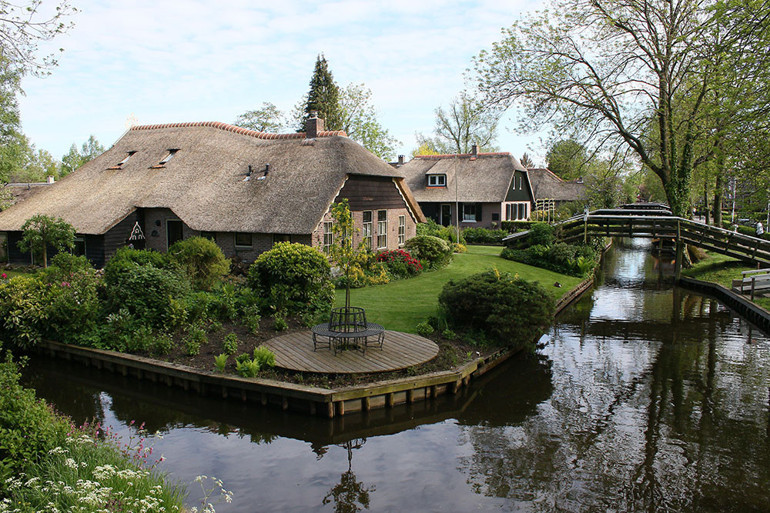 Su üstündeki masal köy: Giethoorn