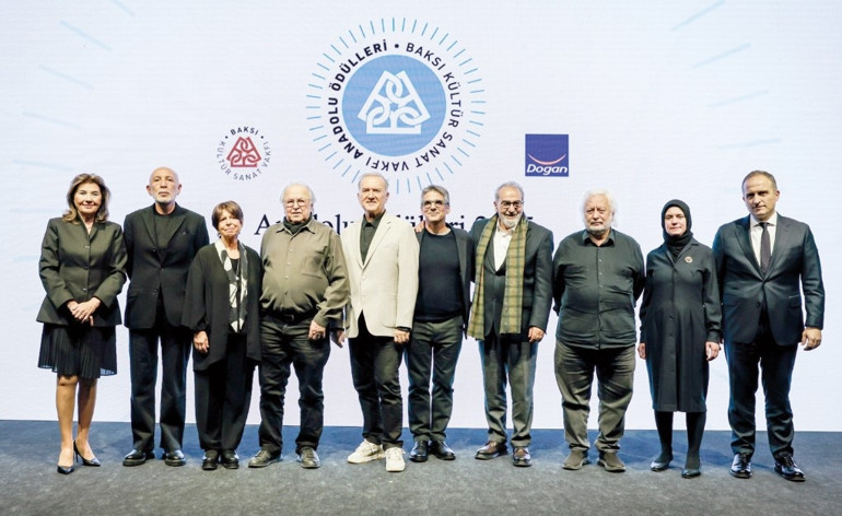 ANADOLU VE KIYININ ÖTESİ