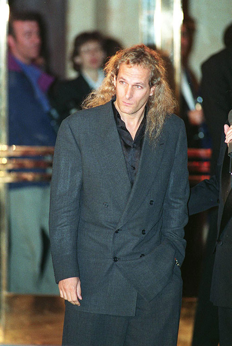 Beyin kanserine yakalanan ünlü şarkıcı Michael Boltondan haber var... Kızları duyurdu