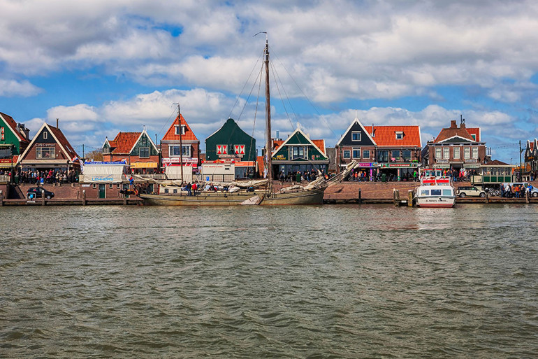 Hollanda’nın şirin mi şirin bir balıkçı kasabası: Volendam
