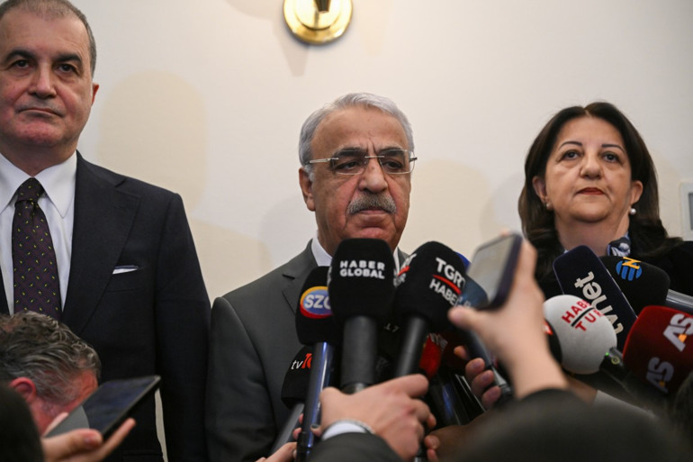 Son dakika... DEM Parti heyeti ve AK Partiden görüşme sonrası ilk açıklama